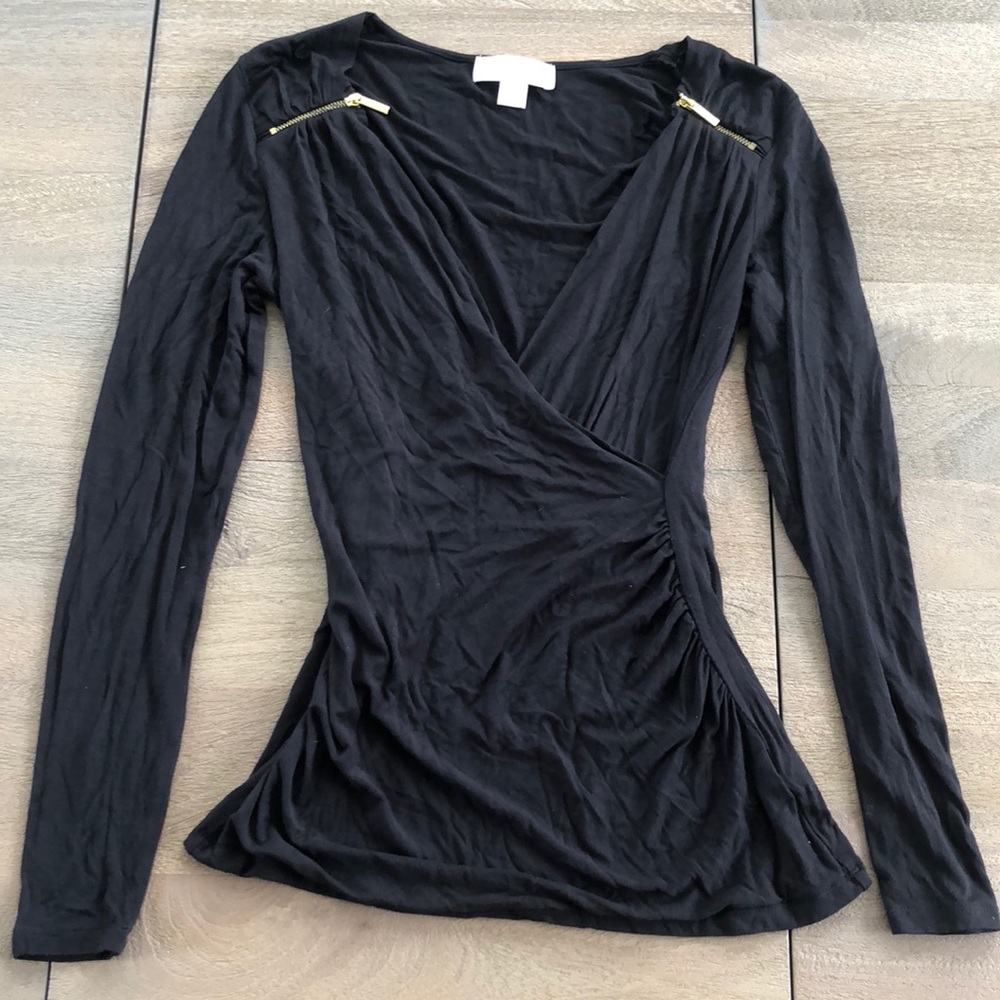 🖤MK wrap top💛